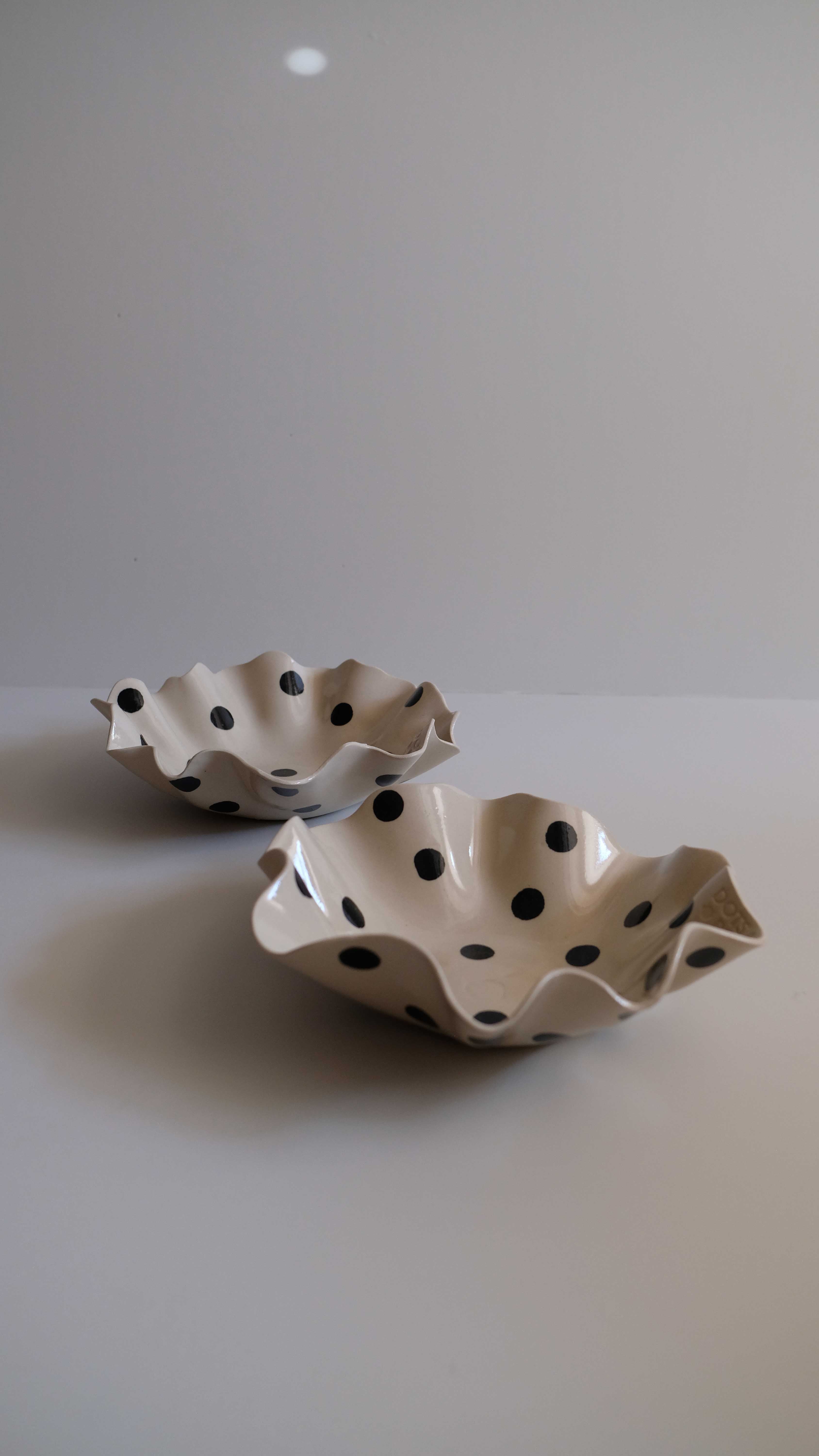 Vågig skål - Polka dot