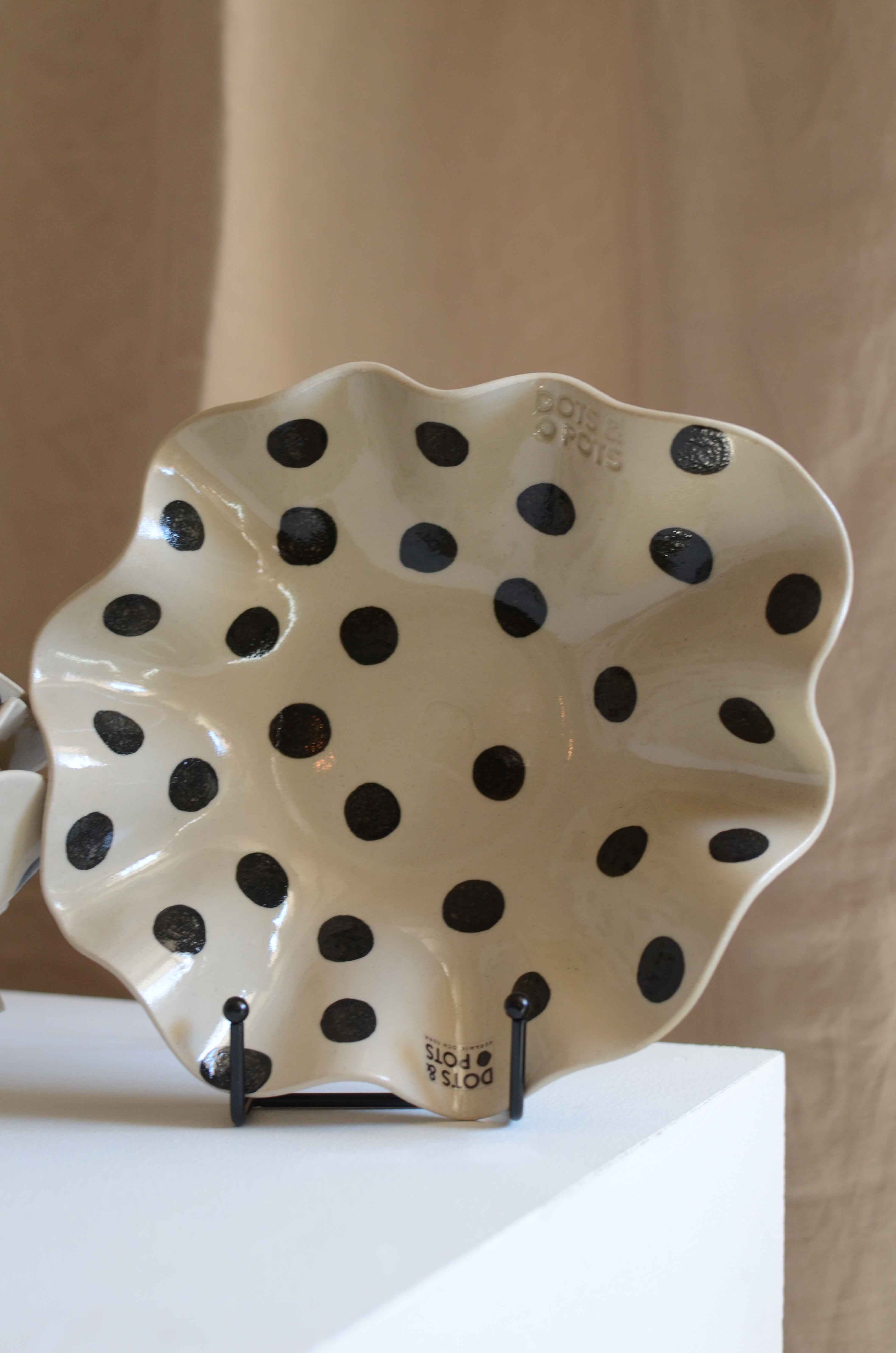 Vågig skål - Polka dot