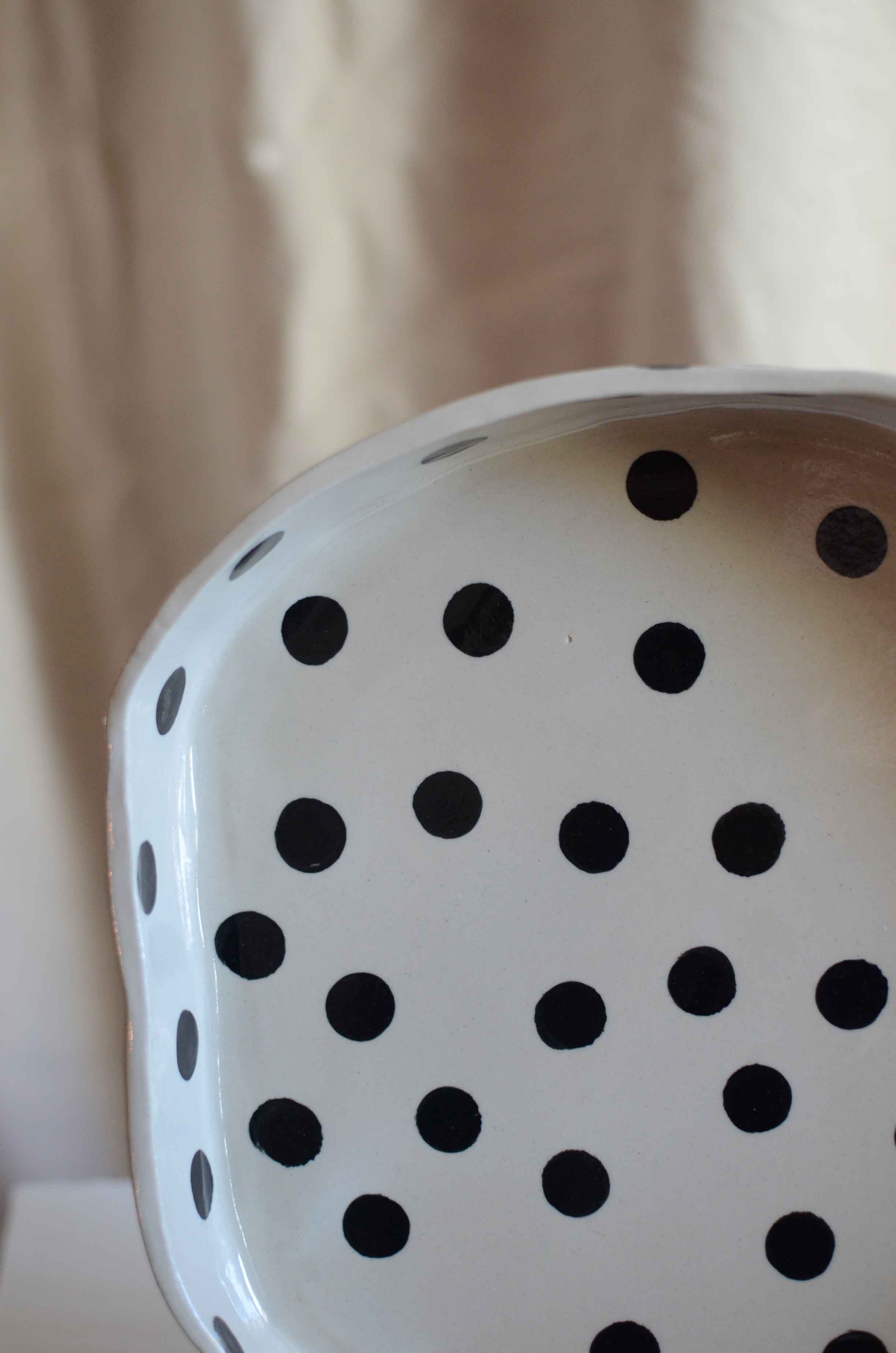 Dot - Upplägningsfat - Polka dot